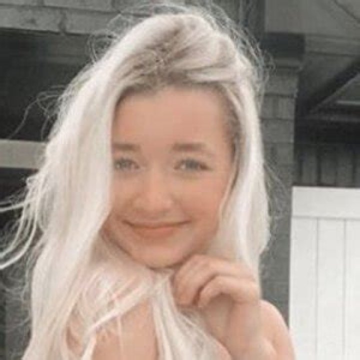 Addi Shaw (TikTok Star) - Age, Birthday, Bio, Facts, Family, Net Worth, Height & More