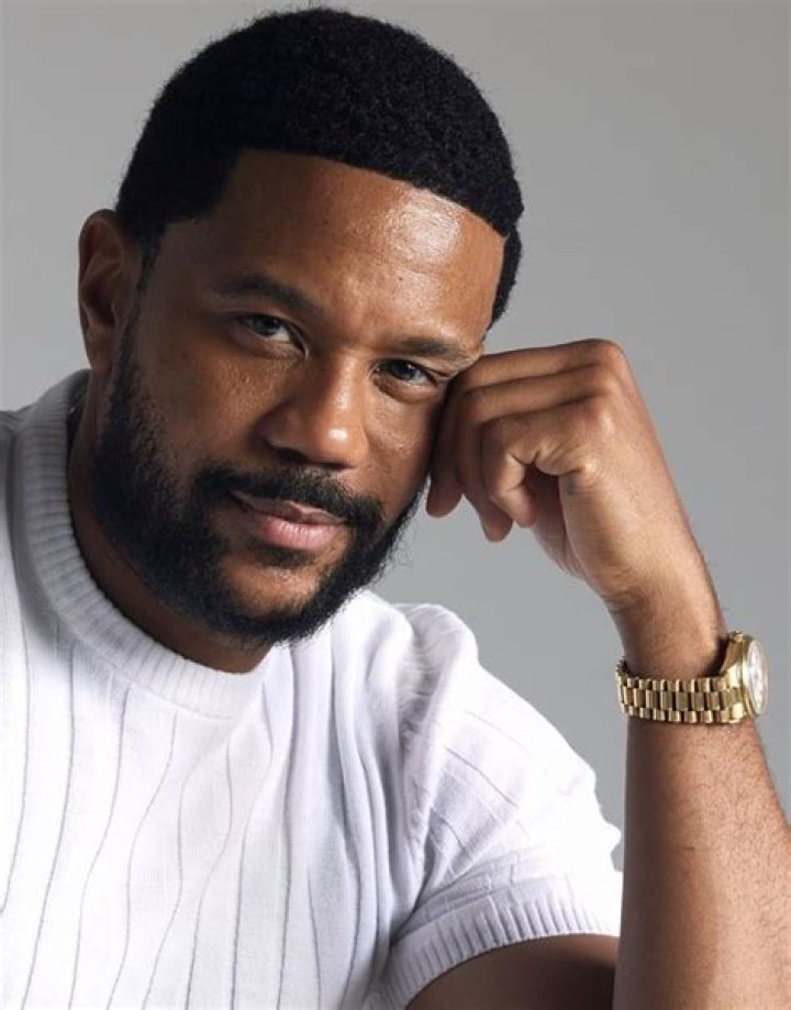 Hosea Chanchez Biography ·